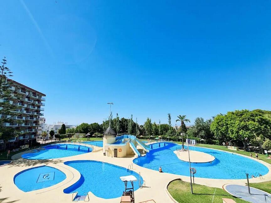 Minerva Estudio Suite La Biznaga , Beach And Pool เบนัลมาเดนา ภายนอก รูปภาพ