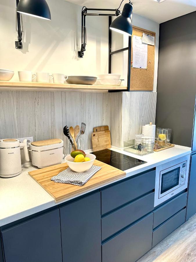 Minerva Estudio Suite La Biznaga , Beach And Pool เบนัลมาเดนา ภายนอก รูปภาพ